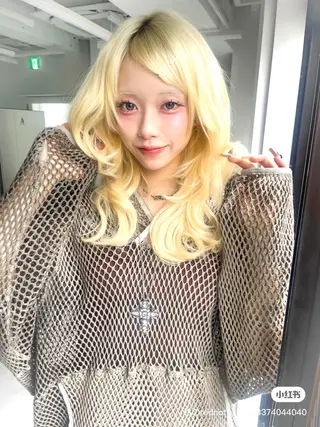 ロング カラー 透明感カラー✨🩵 韓国ヘアkanatoのヘアスタイル