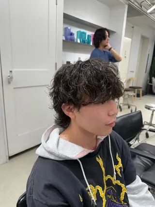 パーマ メンズ 深谷 侑亮のヘアスタイル