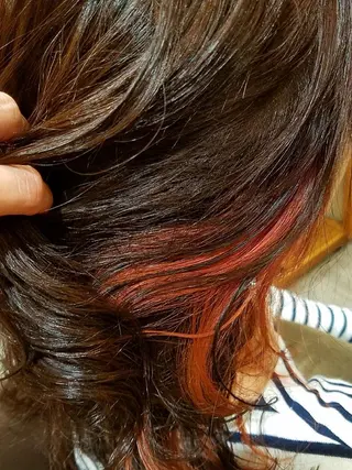 カラー 山田 周のヘアスタイル