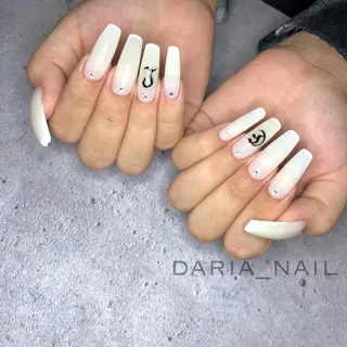 ネイル DARIA Nailsのネイルデザイン