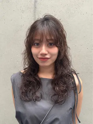 ロング パーマ だいち/ハイトーン/ デザインカラーのヘアスタイル