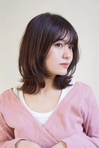 セミロング 無料カットモデル‪✨ ✂️Nanami🌷のヘアスタイル