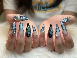 ネイル Nienail_ Luxeのネイルデザイン