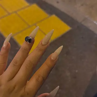 ロング 小川 柚香のネイルデザイン