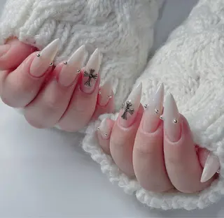 ネイル Lyna 池袋のネイルデザイン