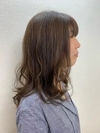 セミロング カラー 菅沼 まみのヘアスタイル