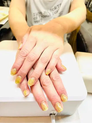 ネイルサロンエーナイン本店所属・もろずみ あやのネイルデザイン