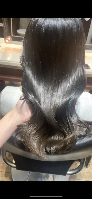 ロング カラー BEBE所属・ご新規様限定 透明感カラーKANAのヘアスタイル