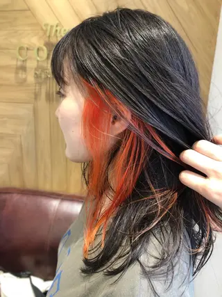 カラー 井上 舞のヘアスタイル