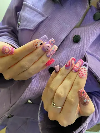 ネイル Amber21.所属・Nagahama Akariのネイルデザイン