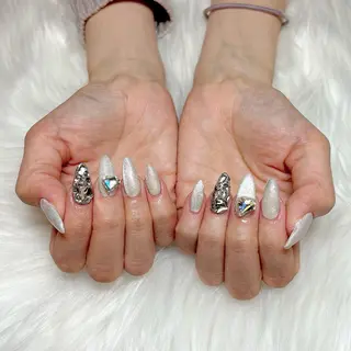 ネイル Nail Salon RINO所属・伊藤 なつみのネイルデザイン