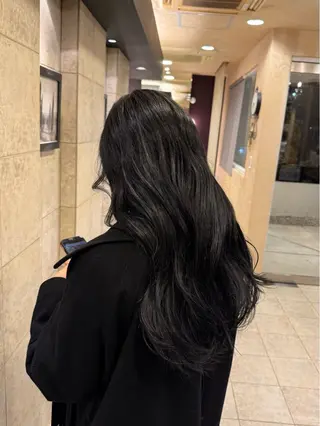 ロング カラー stellerPREMIUM所属・牧 楓花のヘアスタイル