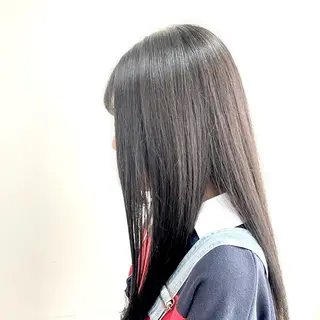 ロング カラー 内山 あすかのヘアスタイル