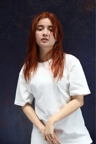 セミロング 吉川 うららのヘアスタイル