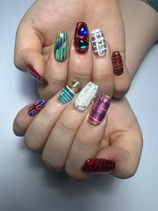 ネイル 中村 翠のネイルデザイン