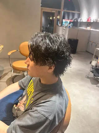 パーマ メンズ 内田 成美のヘアスタイル