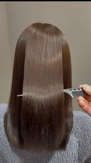 ロング 成田 流風のヘアスタイル