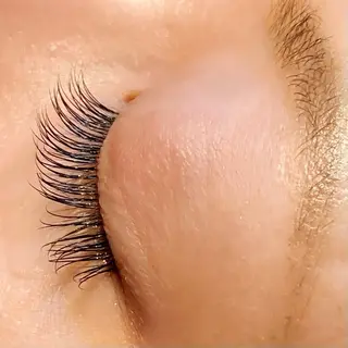 マツエク・マツパ Angel Beauty nail&eyelash所属・エンジェルビューティ マツエクのマツエク・マツパデザイン