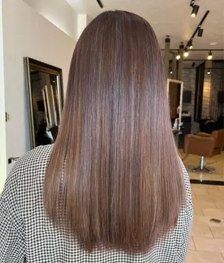 カラー Cuthie 泉川のヘアスタイル