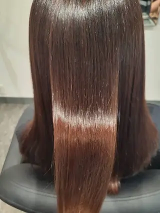 LEE HANAのヘアスタイル