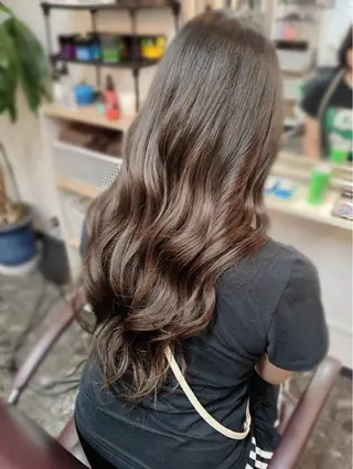 ロング 24twenty four所属・24 twentyfourのヘアスタイル