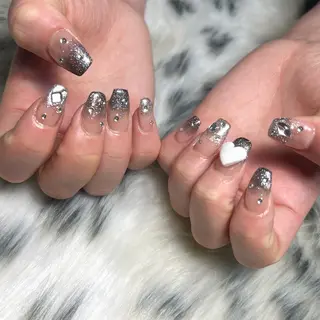ネイル Laki nailのネイルデザイン