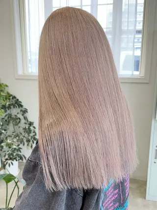 ロング みなみ/ブリーチ/ ダイアモンドリリーのヘアスタイル