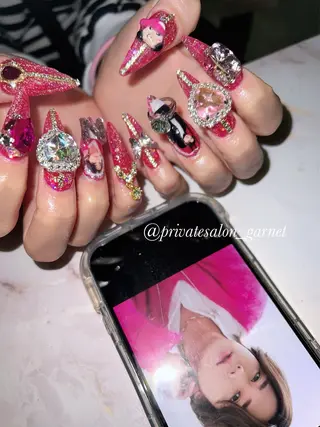 ネイル Garnet nailのネイルデザイン