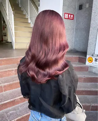 カラー storiiz所属・本田大輝top designerのヘアスタイル