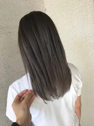セミロング カラー Forest. -髪質改善-のヘアスタイル