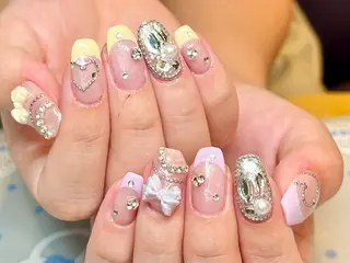 ネイル ネイルサロン　リリーブランシュ所属・森 瑞紀のネイルデザイン