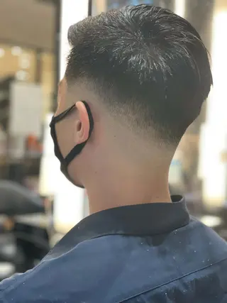 ショート メンズ メンズヘア特化 崎田 成人のヘアスタイル