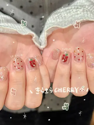 ネイル kanami 🍒⸝⋆のネイルデザイン