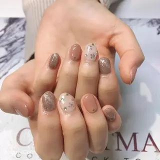 ネイル Guarendo錦糸町店所属・ガレンドウ 白澤 愛子のネイルデザイン