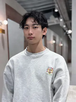 ショート garage.所属・吉田 慎冴/メンズパーマのヘアスタイル