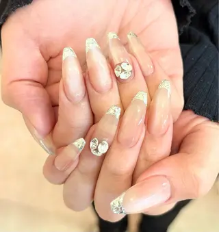 ネイル Bianca関内 USUI🐢のネイルデザイン