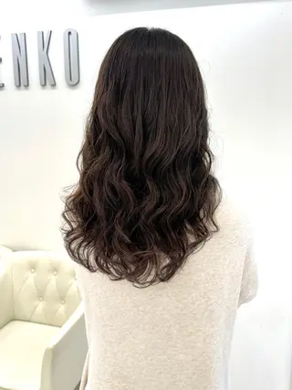 ロング パーマ デジタルパーマ/ コテ巻き風パーマのヘアスタイル