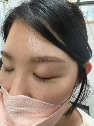 アイブロウ ＤＥＳＴ所属・吉野 瑳桜のヘアスタイル