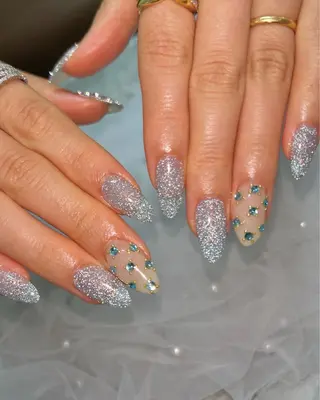 ネイル ten nail salon　かえでのネイルデザイン
