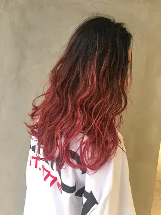 セミロング カラー ホワイト&レイヤーカ ットエクステ長畠俊輔のヘアスタイル