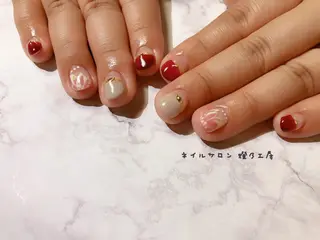 ネイル 伊藤 美里のネイルデザイン