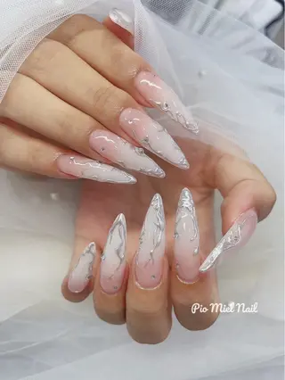 ロング momo 長さだしのネイルデザイン