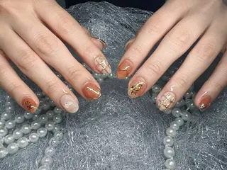 ネイル More Glam 池袋東口店のネイルデザイン