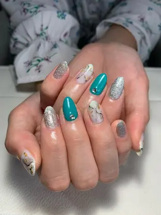 ネイル マルサンカクシカク所属・○△□ 守口市のネイルデザイン