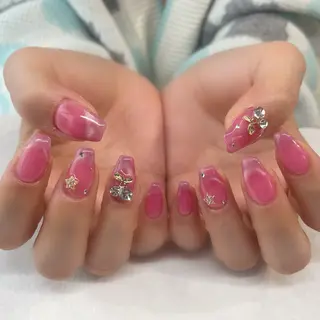 ネイル 💎🐰 saki. m 🐰💎のネイルデザイン