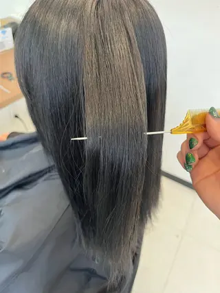 セミロング ブリーチ髪質改善 田中 俊輔のヘアスタイル