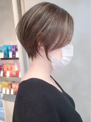 ショート カラー fifth 小関 伊吹のヘアスタイル