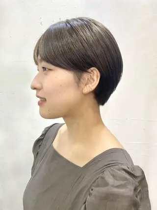ショート カラー 🌼U24 ヘアデザインラボのヘアスタイル
