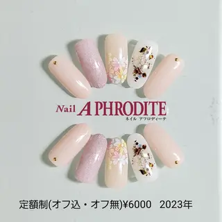 ネイル Nail  Aphroditeのネイルデザイン