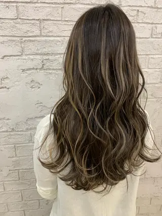 ロング 🇺🇸ハイライト特 化美容師🇺🇸漆沢のヘアスタイル